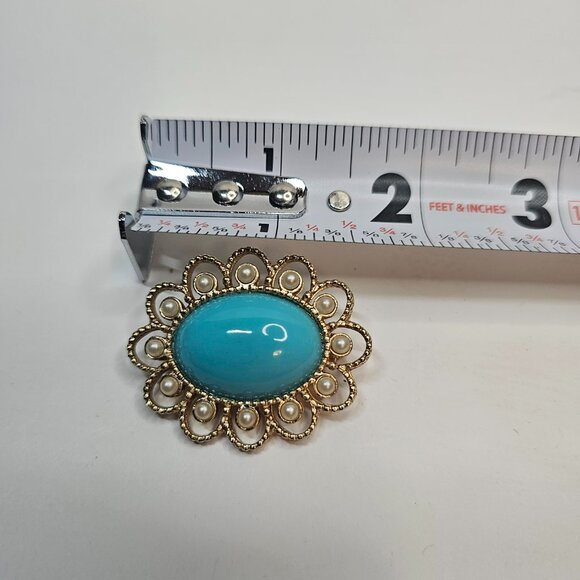 Sarah Coventry Gold Tone Faux Turquoise Pearl Brooch Oval Shape Pin - Picture 8 of 9
